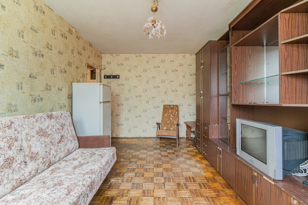 Продам двухкомнатную (2-комн.) квартиру, Тельмана ул, 42, Санкт-Петербург г