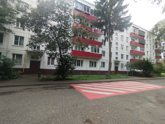 Продам однокомнатную (1-комн.) квартиру, 1-й мкр, 29, Московский г