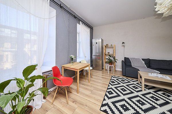 Продам 2-комн. в 5-комн. квартире, Марата ул, 50, Санкт-Петербург г