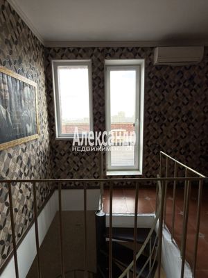 Продам многокомнатную квартиру, Краснопутиловская ул, 76к2, Санкт-Петербург г