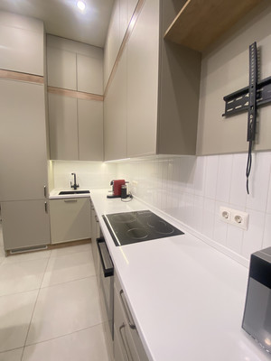 Продам однокомнатную (1-комн.) квартиру, Рябиновая ул, 7к1, Бородки д