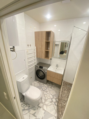 Продам однокомнатную (1-комн.) квартиру, Рябиновая ул, 7к1, Бородки д