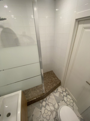 Продам однокомнатную (1-комн.) квартиру, Рябиновая ул, 7к1, Бородки д