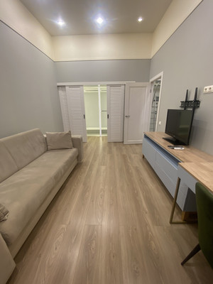 Продам однокомнатную (1-комн.) квартиру, Рябиновая ул, 7к1, Бородки д