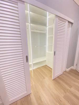 Продам однокомнатную (1-комн.) квартиру, Рябиновая ул, 7к1, Бородки д