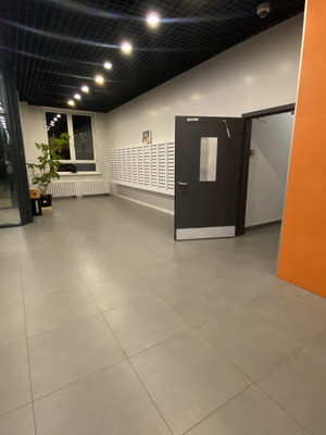 Продам однокомнатную (1-комн.) квартиру, Рябиновая ул, 7к1, Бородки д