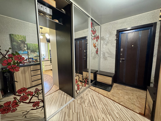 Продам двухкомнатную (2-комн.) квартиру, Центральная ул, 13, совхоза &amp;quot;Раменское&amp;quot; п