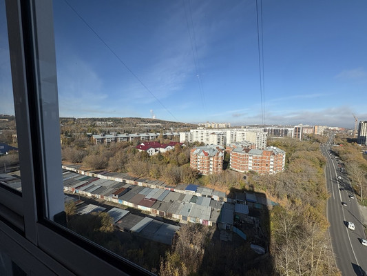 Продам трехкомнатную (3-комн.) квартиру, Старо-Кузьмихинская ул, 48, Иркутск г