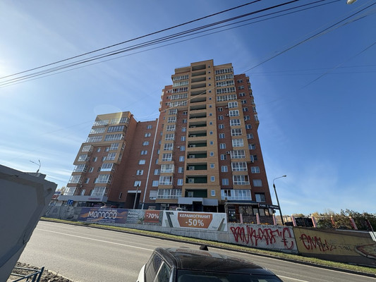 Продам трехкомнатную (3-комн.) квартиру, Старо-Кузьмихинская ул, 48, Иркутск г