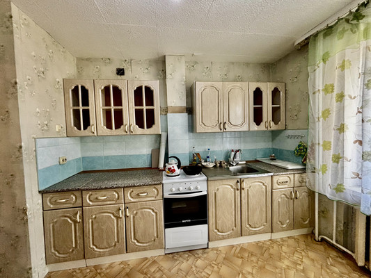 Продам двухкомнатную (2-комн.) квартиру, Набережная ул, 1, Корткерос с