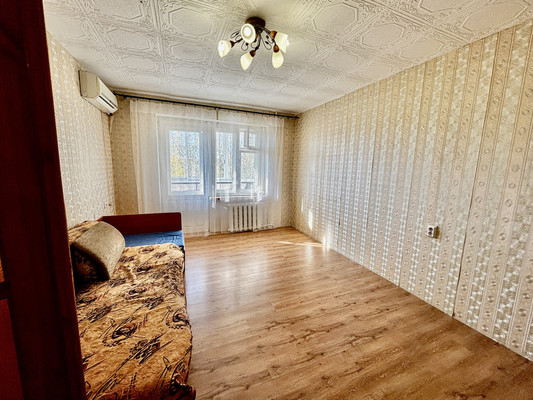 Продам двухкомнатную (2-комн.) квартиру, Набережная ул, 1, Корткерос с