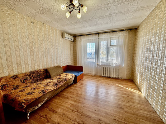 Продам двухкомнатную (2-комн.) квартиру, Набережная ул, 1, Корткерос с