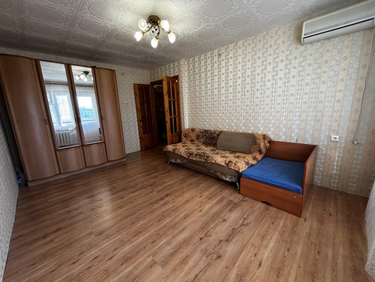 Продам двухкомнатную (2-комн.) квартиру, Набережная ул, 1, Корткерос с