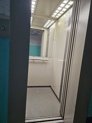 Продам многокомнатную квартиру, Мира пр-кт, 42, Великий Новгород г