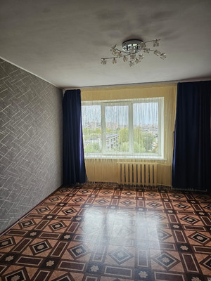 Продам многокомнатную квартиру, Мира пр-кт, 42, Великий Новгород г