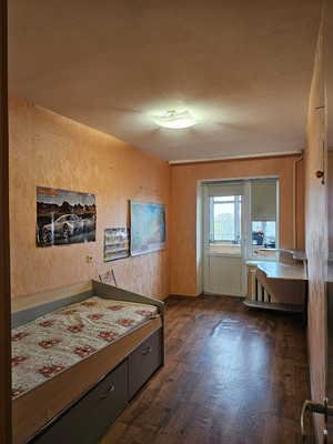 Продам многокомнатную квартиру, Мира пр-кт, 42, Великий Новгород г