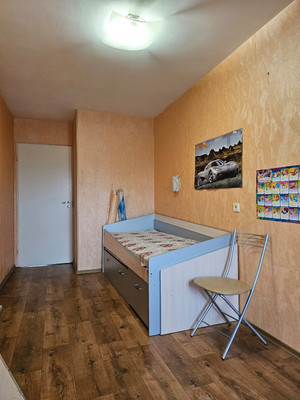 Продам многокомнатную квартиру, Мира пр-кт, 42, Великий Новгород г