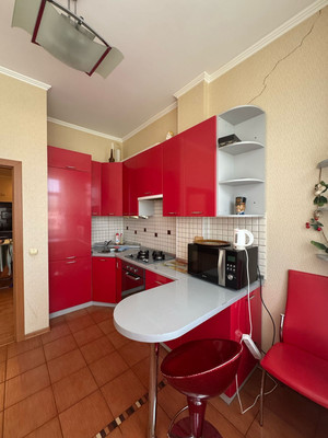 Продам однокомнатную (1-комн.) квартиру, Дунина-Горкавича ул, 15, Ханты-Мансийск г