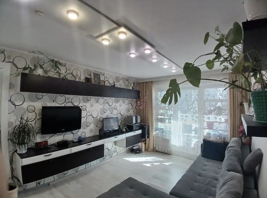 Продам двухкомнатную (2-комн.) квартиру, Ленинского Комсомола пр-кт, 34, Видное г
