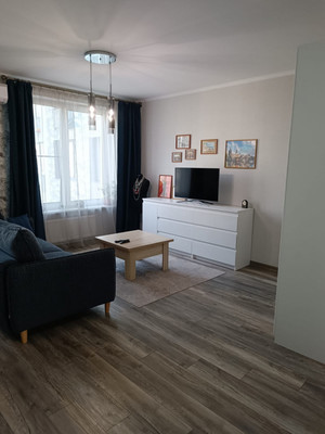 Продам двухкомнатную (2-комн.) квартиру, Центральный (Купелинка мкр) кв-л, 1кВасне, Сапроново д