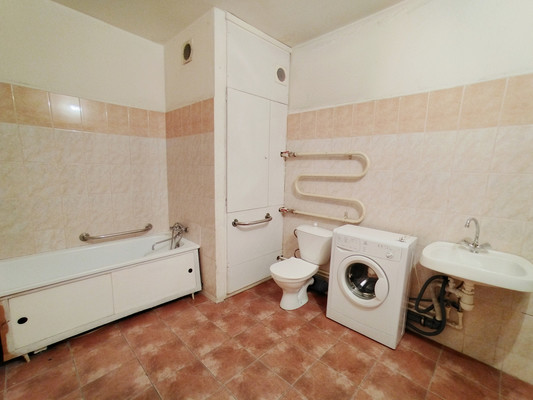 Продам однокомнатную (1-комн.) квартиру, Героев Панфиловцев ул, 9к4, Москва г