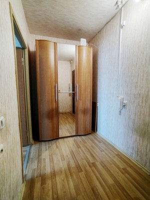 Продам однокомнатную (1-комн.) квартиру, Героев Панфиловцев ул, 9к4, Москва г