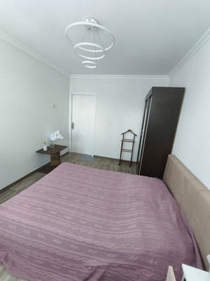 Продам трехкомнатную (3-комн.) квартиру, Лётчика Пилютова ул, 5, Санкт-Петербург г