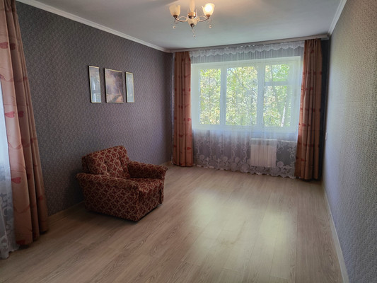 Продам трехкомнатную (3-комн.) квартиру, Великанова ул, 11к1, Рязань г