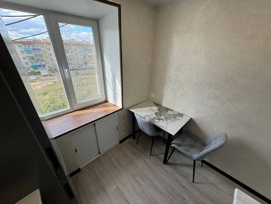 Продам двухкомнатную (2-комн.) квартиру, Победы пр-кт, 20к5, Комсомольск-на-Амуре г