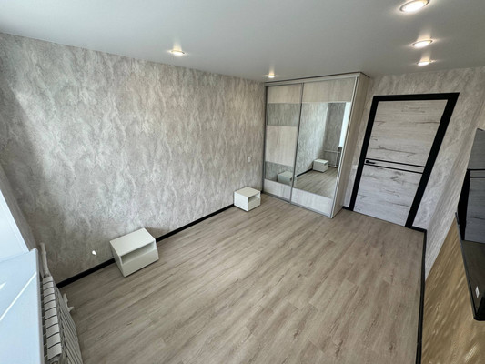 Продам двухкомнатную (2-комн.) квартиру, Победы пр-кт, 20к5, Комсомольск-на-Амуре г