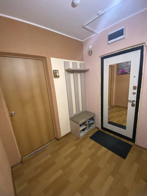 Продам двухкомнатную (2-комн.) квартиру, Западный Обход ул, 39/1к5, Краснодар г