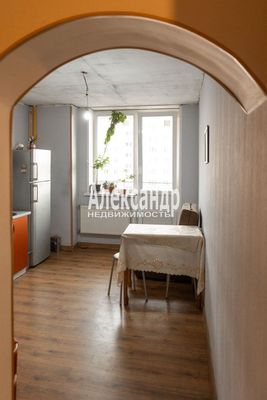 Продам двухкомнатную (2-комн.) квартиру, Западный проезд, 11Ак1, имени Свердлова гп