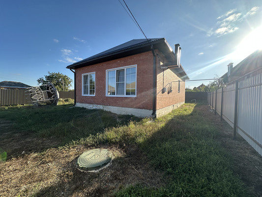 Продам дом, Московская ул, 7, Новокубанск г, 0 км от города