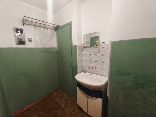 Продам однокомнатную (1-комн.) квартиру, Космонавтов ул, 9, Рязань г