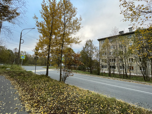 Продам двухкомнатную (2-комн.) квартиру, Фестивальная ул, 18, Апатиты г