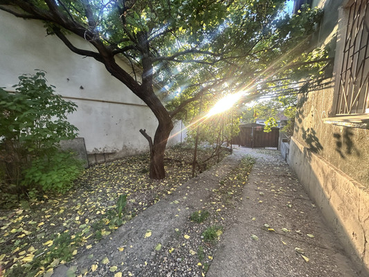 Продам дом, Коцюбинского ул, 13/11, Симферополь г, 0 км от города