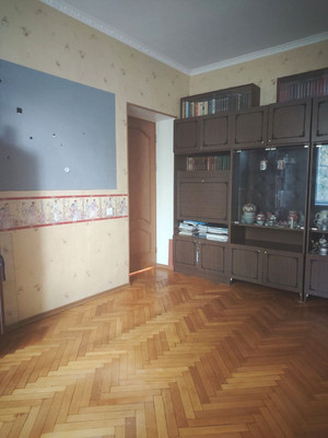 Продам трехкомнатную (3-комн.) квартиру, Университетский пр-кт, 4, Москва г