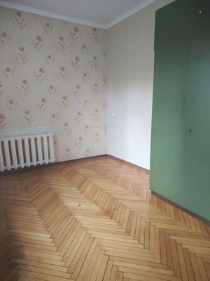 Продам трехкомнатную (3-комн.) квартиру, Университетский пр-кт, 4, Москва г