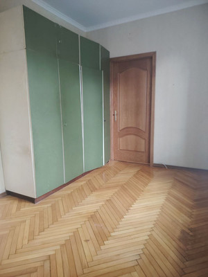 Продам трехкомнатную (3-комн.) квартиру, Университетский пр-кт, 4, Москва г