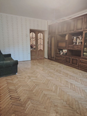 Продам трехкомнатную (3-комн.) квартиру, Университетский пр-кт, 4, Москва г