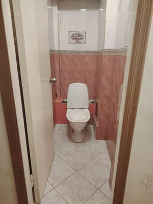 Продам трехкомнатную (3-комн.) квартиру, Университетский пр-кт, 4, Москва г