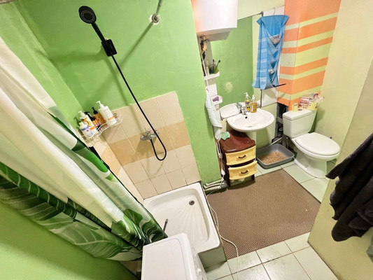 Продам двухкомнатную (2-комн.) квартиру, Парковая ул, 6, Аграрное пгт