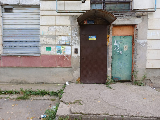 Продам комнату в 3-комн. квартире, Космонавтов ул, 8, Великий Новгород г