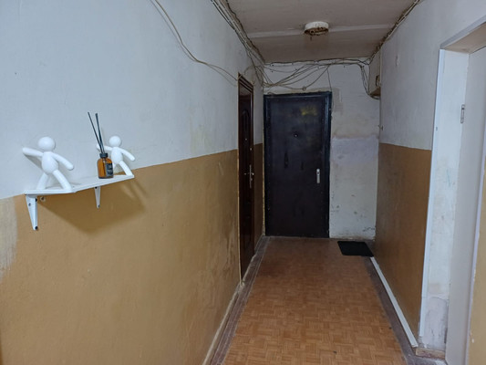 Продам комнату в 3-комн. квартире, Космонавтов ул, 8, Великий Новгород г