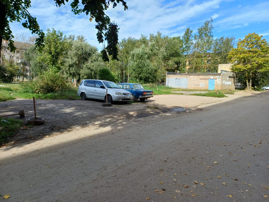 Продам комнату в 3-комн. квартире, Космонавтов ул, 8, Великий Новгород г