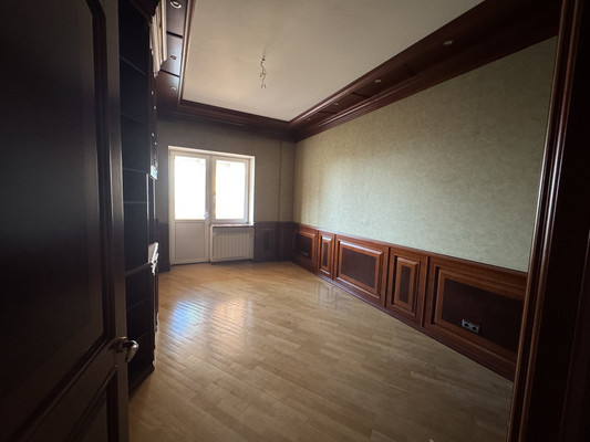 Продам многокомнатную квартиру, Ломоносовский пр-кт, 7к5, Москва г
