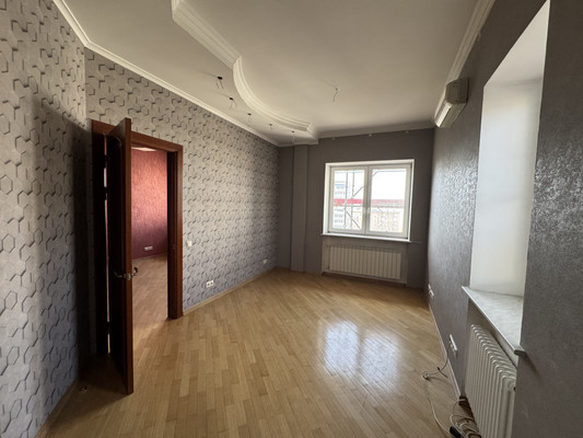 Продам многокомнатную квартиру, Ломоносовский пр-кт, 7к5, Москва г