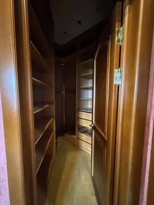 Продам многокомнатную квартиру, Ломоносовский пр-кт, 7к5, Москва г