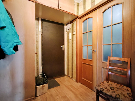 Продам трехкомнатную (3-комн.) квартиру, Болотниковская ул, 2кА, Москва г