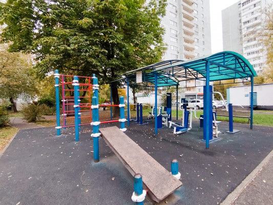 Продам трехкомнатную (3-комн.) квартиру, Болотниковская ул, 2кА, Москва г